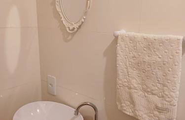 Ap moquirido com ar-condicionado 6km do aeroporto Floripa - Foto 13