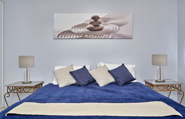 Tropical Oasis near Beach - Photo 3