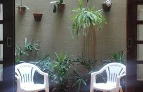 Casa Agradável, Arejada, Espaçosa, Perto de Tudo - Foto 9