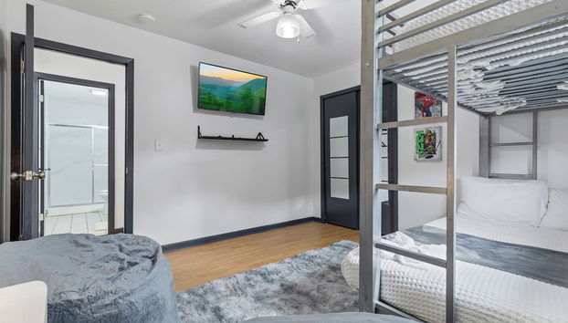 Noir Manor 3BR House - Foto 2, Habitación