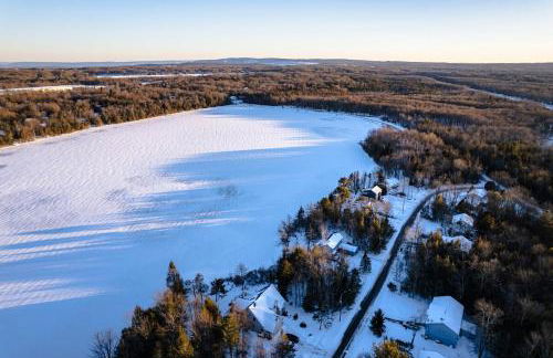 Bear Trails Retreat-Pocono Getaway Near Kalahari - Foto 50