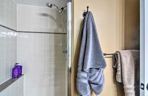 Family-Friendly Home with Hot Tub 1 Mi to Dtwn - Foto 19