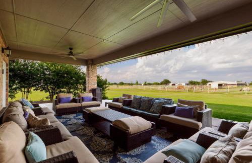 Newly Renovated Private Ranch Get-A-Way - Photo 59