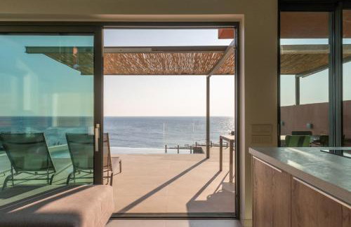Casa Tarrha- Beachfront Villa with Heated Pool - Foto 18