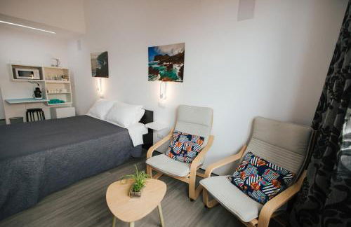 Cozy Seaside Studio Apartment C - Faraway - Photo 4