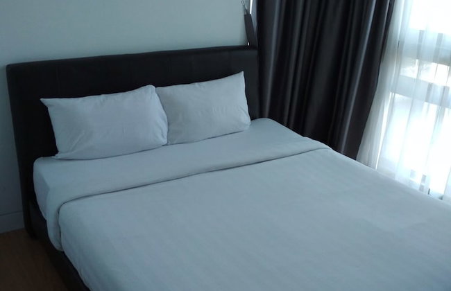 Queens Service Suite at Swiss Garden Residences - Photo 4