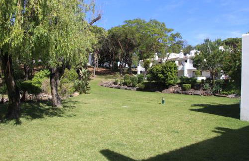 By the Beach - Foto 23