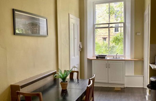 Large 5 Bedroom Flat in Marchmont, Edinburgh - Foto 13