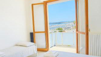 Terrazzo Panoramico Fronte Mare Zamponi - Photo 3, towels