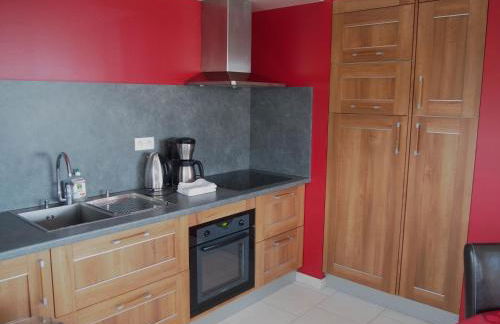 Gites "Bord de Mer" PMR ou "Arromanches" 2 chambres en FRONT DE MER à Asnelles , 3km d'Arromanches, 10km de Bayeux - Foto 9