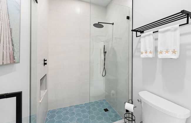 Paradise Point Pool Dock Lounges BBQ - Foto 17