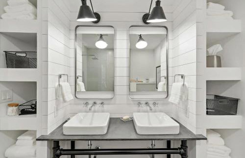 Relaxing Home Among The Redwoods - Dog-Friendly - Photo 26