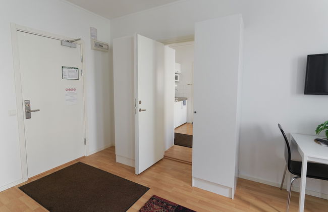 Slagsta Gate Hotell - Photo 8