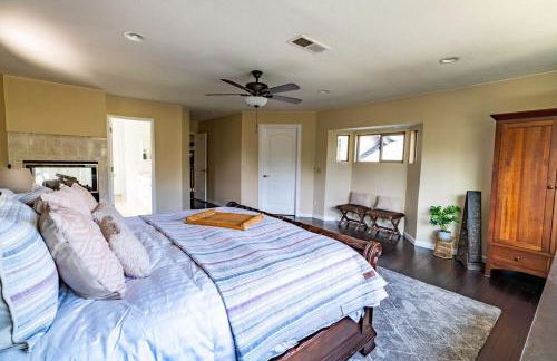 Resort style back yard heated pool and spa - Foto 28