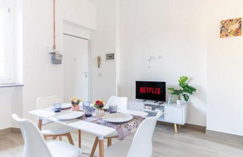 Cesano Boscone-Design apartment with Wi-Fi - Foto 9