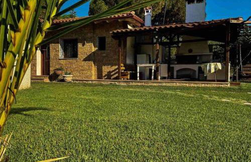 Maistros Holiday Home - Photo 2