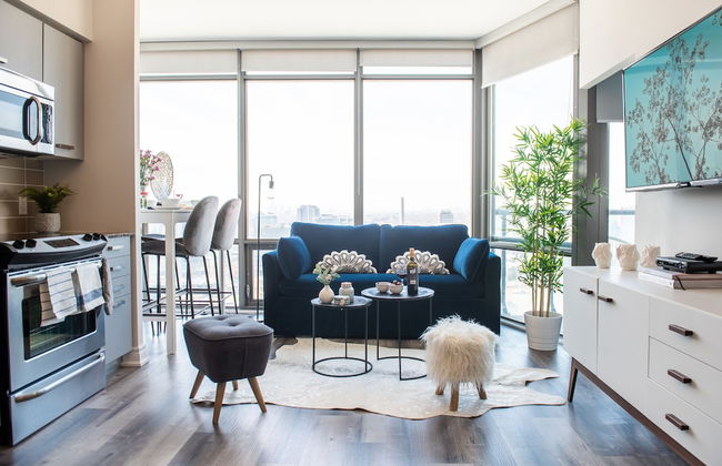 QuickStay Two-Bedroom Condo - Photo 36