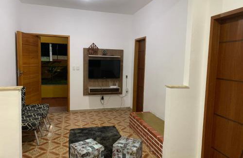 Casa espaçosa com Piscina próximo a Praia e lagoa - Foto 18