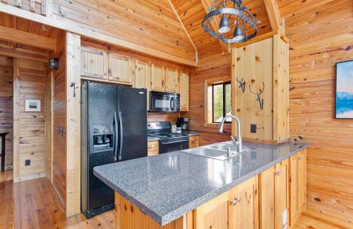 Lakefront Keowee Home with Dock, 14 Mi to Clemson - Foto 9