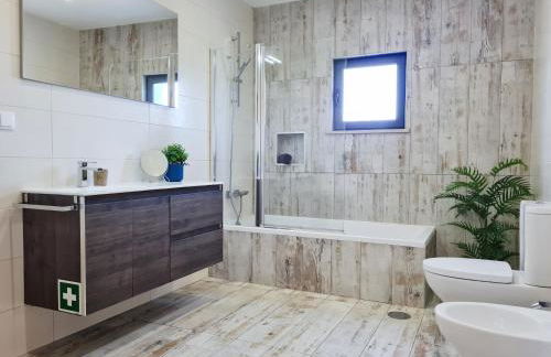 CASA LIMÃO - Private Pool & Garden - Beach & Center 650m - Foto 31