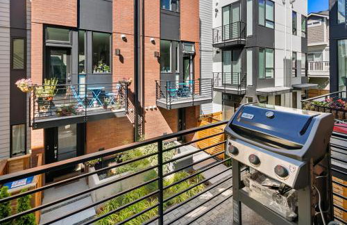 Perch - Urban Abode 18 - Photo 14