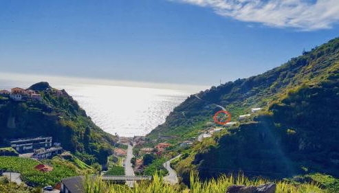 Pink House - Photo 5