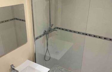 OPEN 24 7 Apartment parking 15' PARIS 3' ATHLETICA - Foto 13