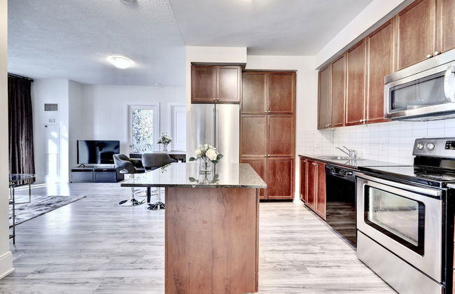 Grand Royal Condos -Mississauga SQ One - Photo 10