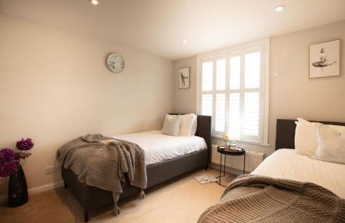 City to Country Retreat Luxury Cottage with Hot Tub - Foto 30