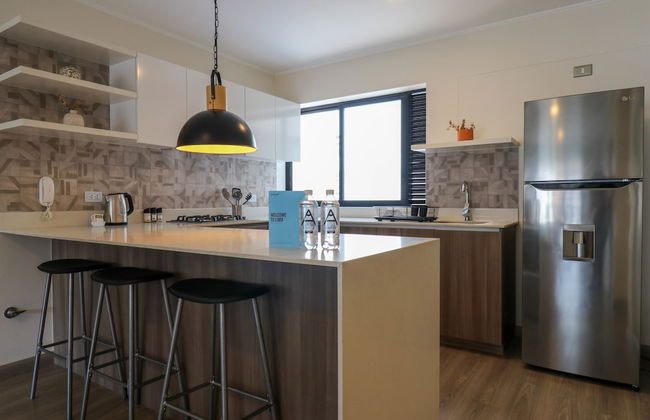 w Spectacular 2BR in Miraflores - Photo 4