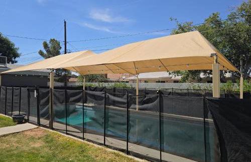 Remodeld5BR Modern Retreat with Covered Pool - Foto 28