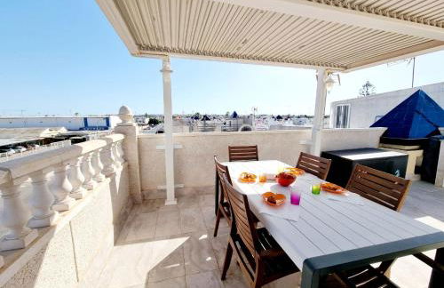 Charming Upper Bungalow with Terrace and Communal Pool in Torrevieja - Foto 6