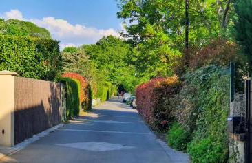 Maison lumineuse dans un cadre verdoyant - Foto 10