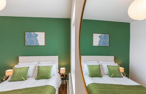 Spacious 2-Bed Flat with Panoramic Views - Foto 4