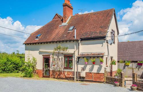 Egmont Farmhouse - Photo 7