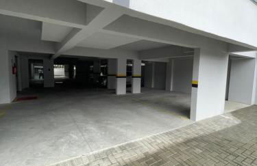 Apartamento Novo - Conforto no Saguaçú! - Foto 23