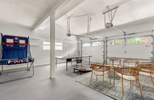 5BR 3.5BA Waterfront Boat, Dock and Kayaks, Lake McQueeney by Austin Vacay - Foto 20