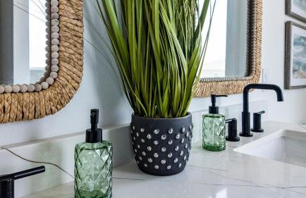 Luxury Beachfront l Private Hot Tub, Pool, & 2 Arcade Games - Foto 48