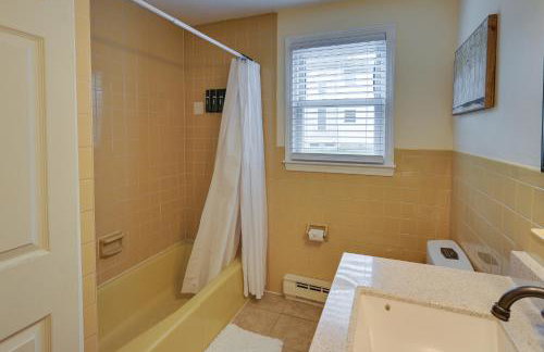 Boston Duplex with Foosball Table 11 Mi to Downtown - Foto 15