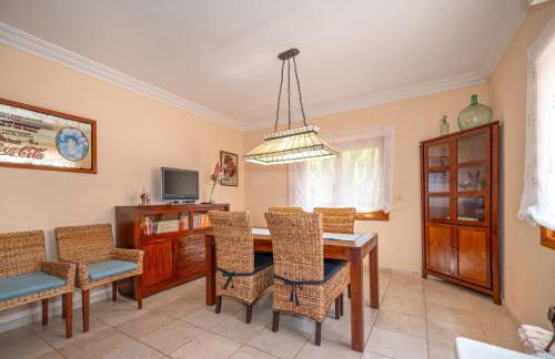 Villa with private pool and tennis court 150 metres from the sea-Villa el Olivo - Photo 57