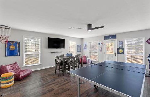 Renovated, Dog Friendly, Fenced Yard, Game RM - Foto 20