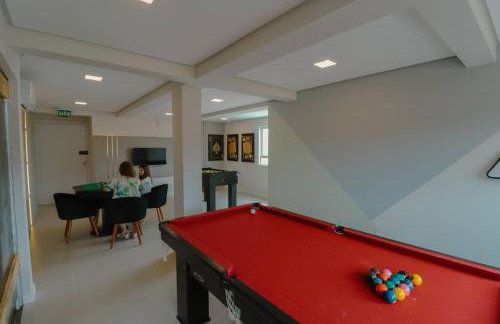 Apartamento Familiar III Próximo Beto Carrero e Praia - Foto 13