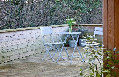 Nyland Lodge - Hot Tub - Fireplace - Free Parking & WiFi - Foto 37