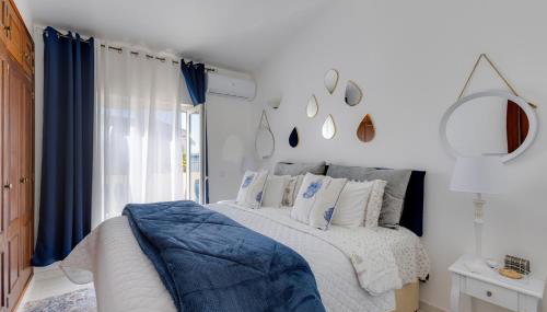 Villa Arpeggio - Cozy 3-Bedroom Villa with Private Pool in Montinhos da Luz, Lagos - Foto 5, Garden view, wardrobe, heating