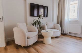 STAYLIGHT Business & Boutique Apartment - Parking lot - Foto 2