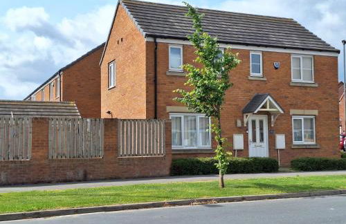 Lavish Lodge - Perfect for couples, families and contractors! - Foto 26