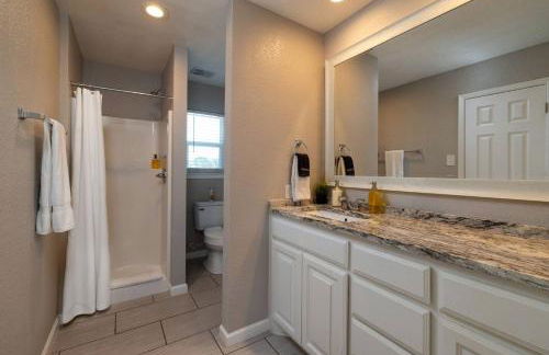 World Cup Group Stay w/ Covered Terrace - Foto 27