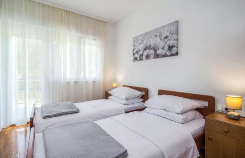 4 Bedroom Stunning Home In Kucice - Photo 30