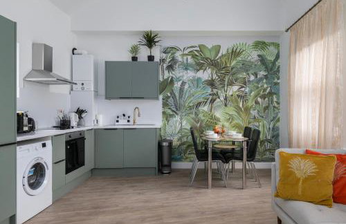 Stylish 2 bed with AC Battersea Park & Power Station, USA Embassy - Foto 4