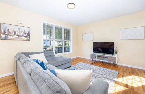 Bright & Cozy Stay in the Heart of Hartford - Foto 2